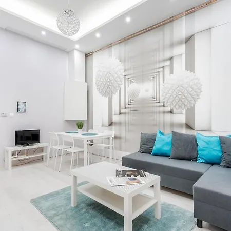 Downtown O11 * Budapest